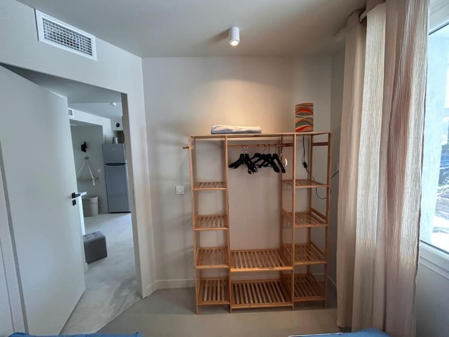 Bas De Villa - 300M Plage De La Capte - 2 Hebergements Disponibles 耶尔 外观 照片