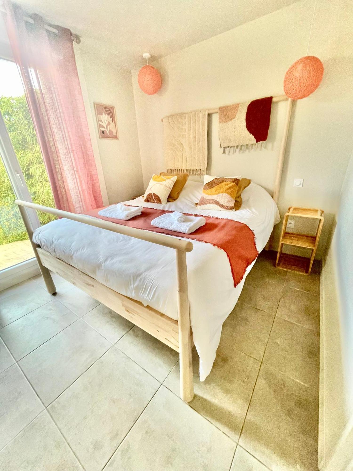Bas De Villa - 300M Plage De La Capte - 2 Hebergements Disponibles 耶尔 外观 照片